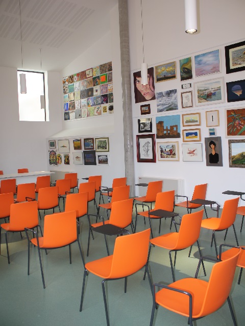 Entra en funcionament la nova sala polivalent de la Biblioteca Municipal de Palafrugell