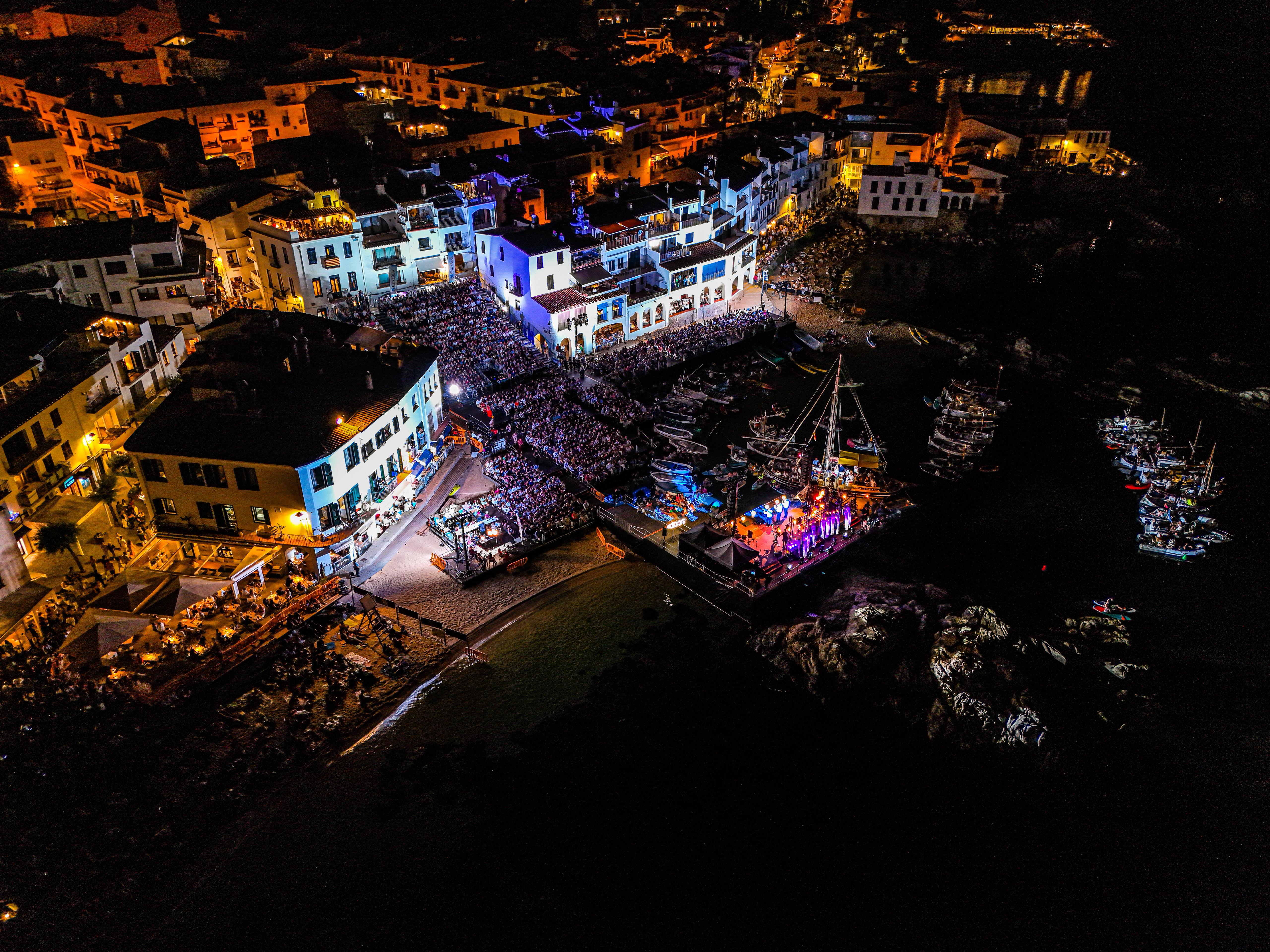 La Cantada d’Havaneres de Calella de Palafrugell inaugura l’estiu a la Costa Brava