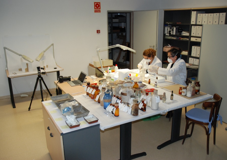 L’Arxiu Municipal de rep la cessió del laboratori fotogràfic de Jaume Ferrer