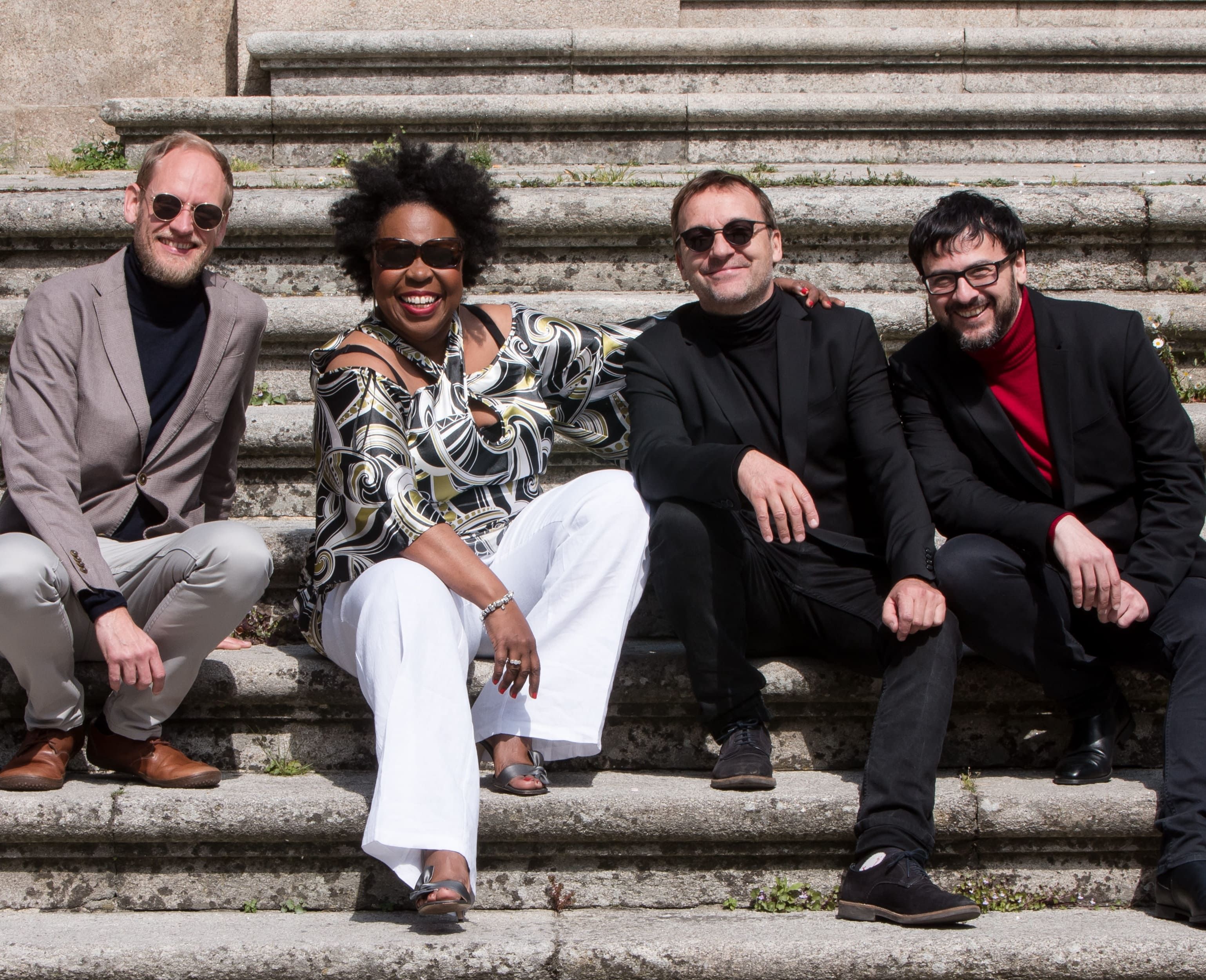 GISELE JACKSON AND THE SHU SHU'S