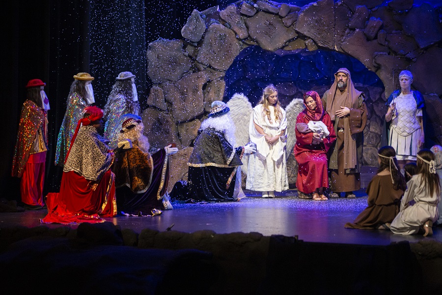 Prop de 1.000 persones assisteixen a Els Pastorets de Palafrugell